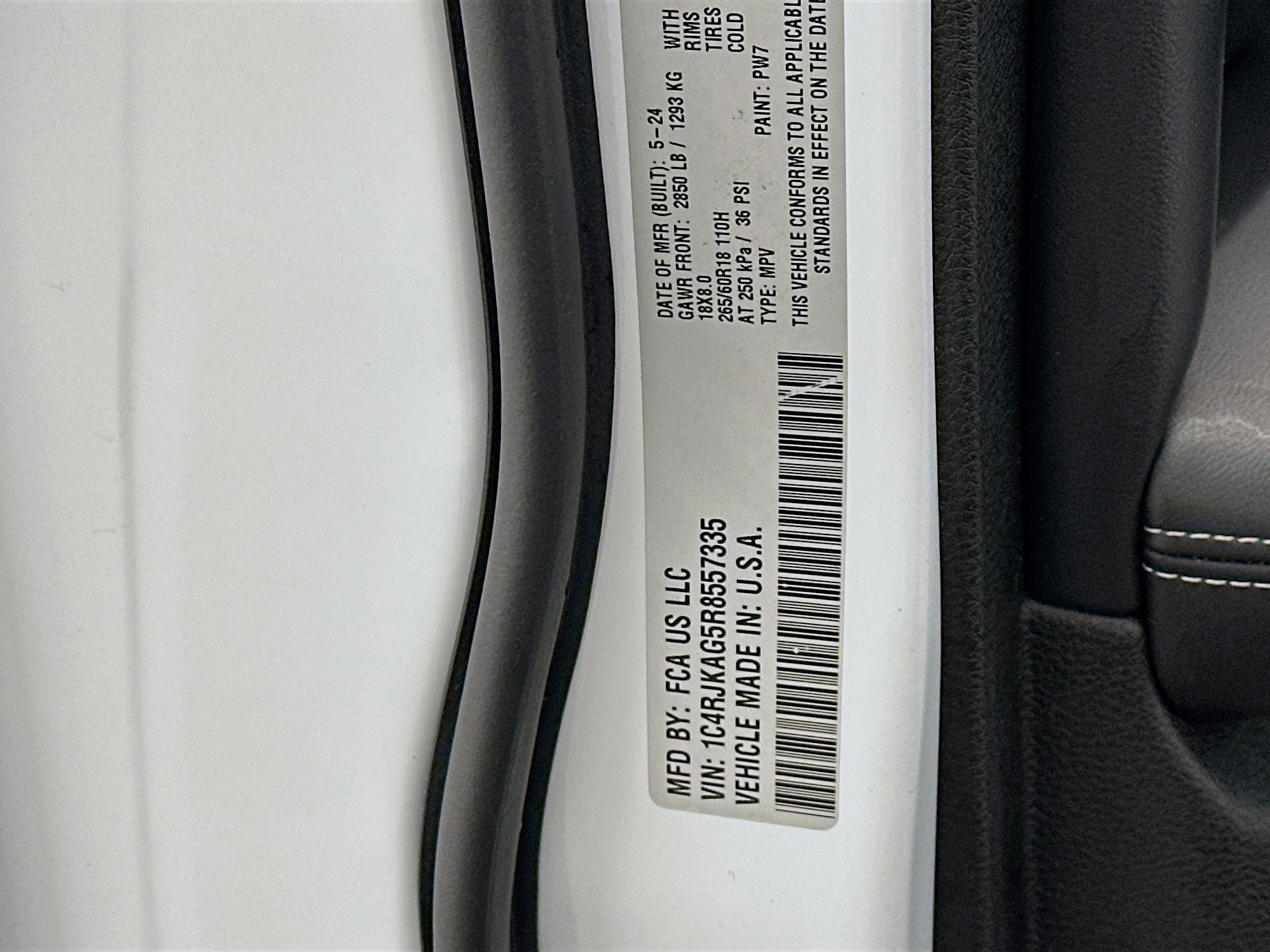 Used 2024 Jeep Grand Cherokee L Altitude image 12