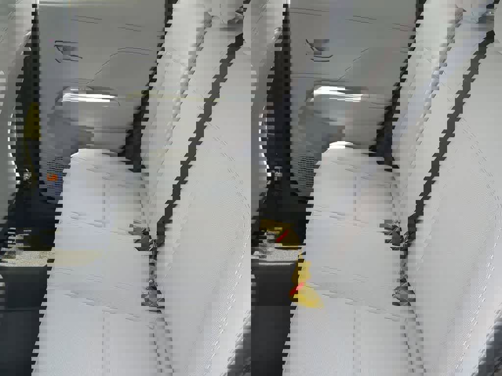 New 2026 Hyundai Kona SE image 20