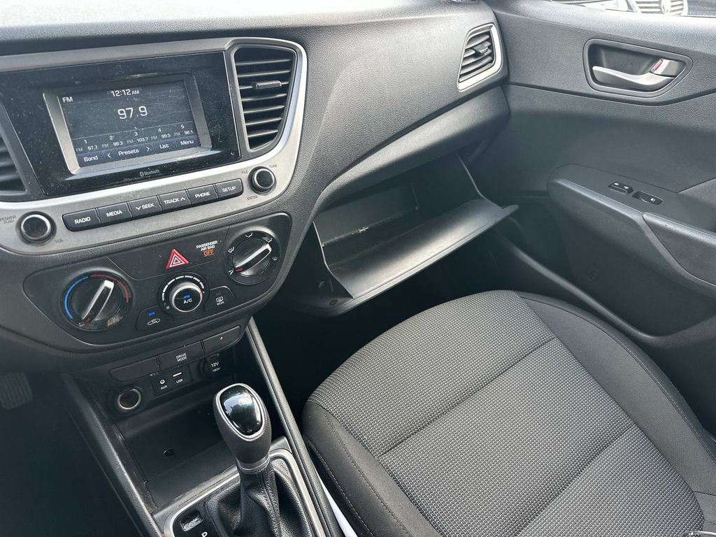 Used 2018 Hyundai Accent SE FWD image 33