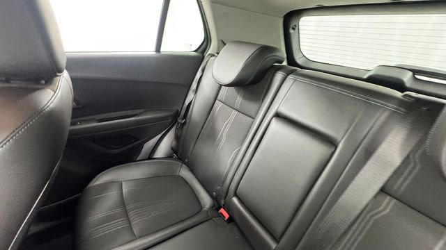 Used 2015 Chevrolet Trax LT w/ LT Sun and Sound Package image 14