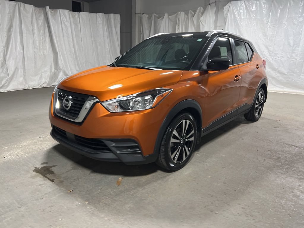 Used 2020 Nissan Kicks SV FWD image 3