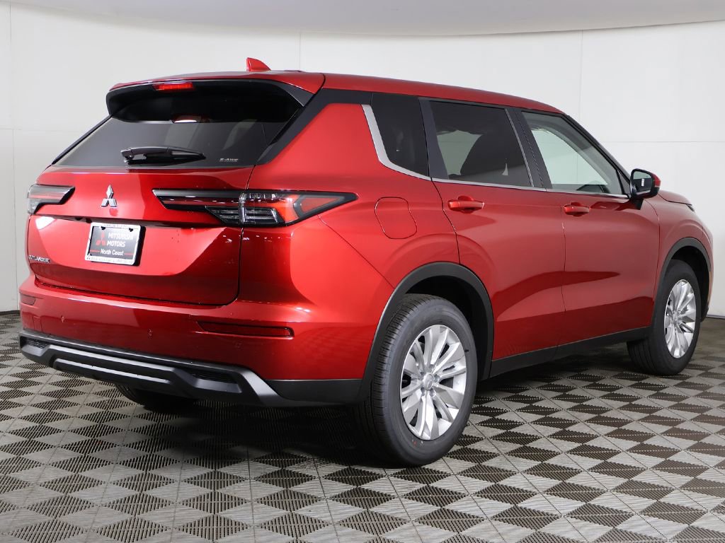 New 2026 Mitsubishi Outlander ES AWD/4WD image 10
