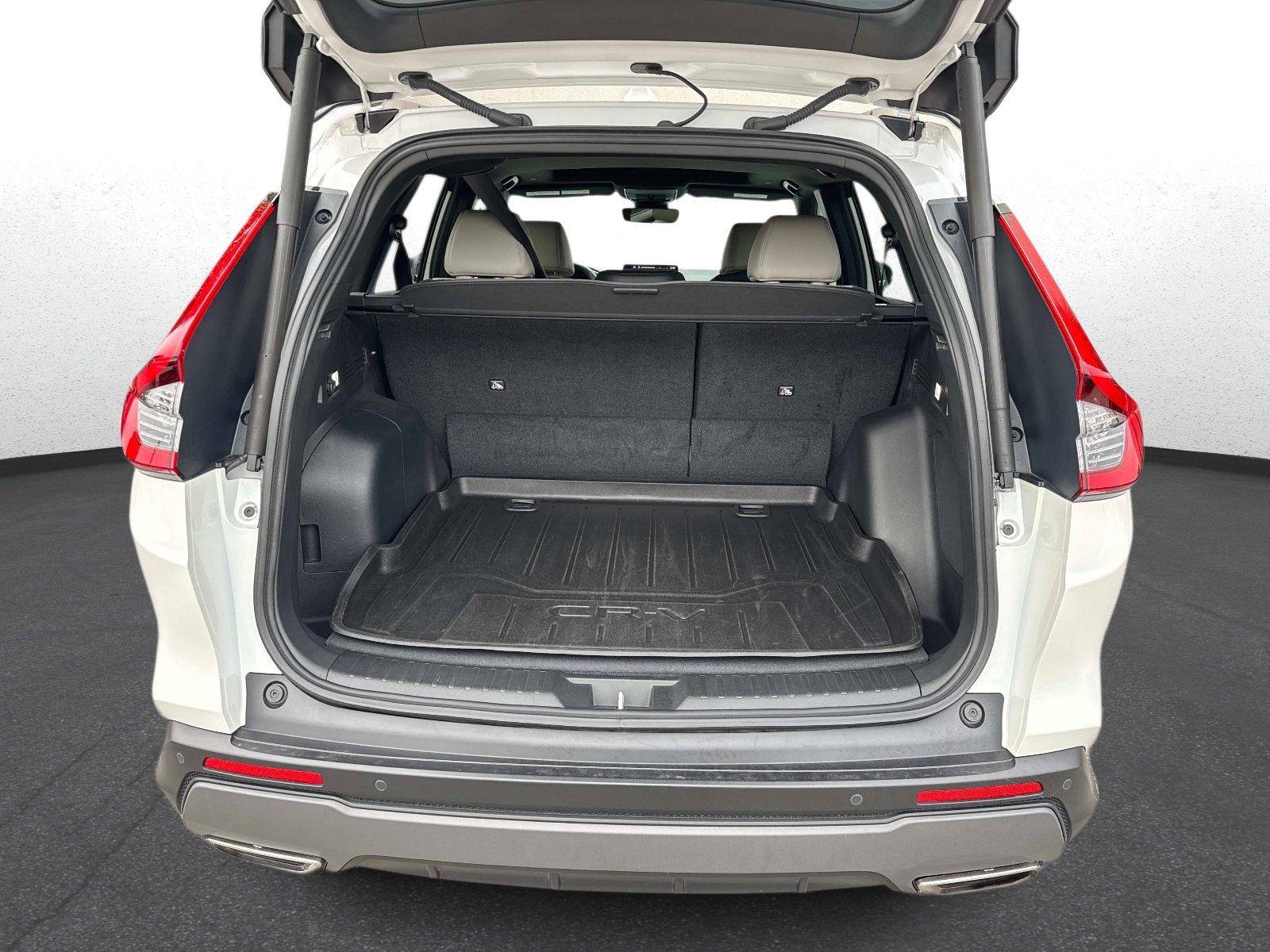 Used 2023 Honda CR-V Sport Touring image 11