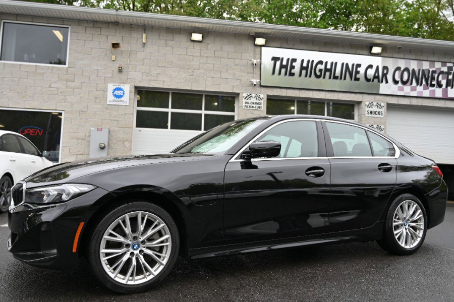 Used 2024 BMW 330e image 4