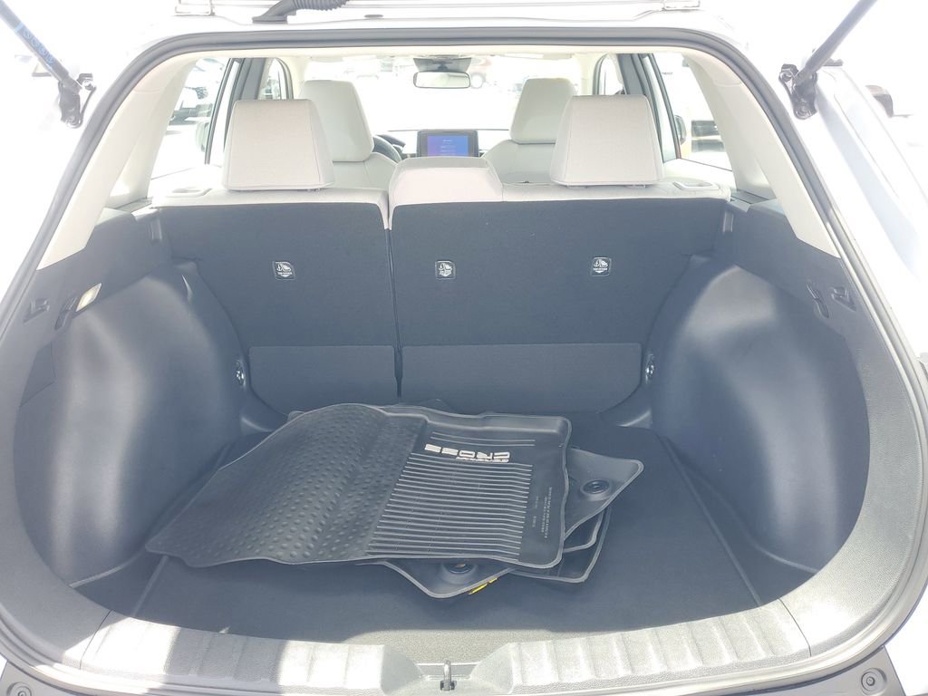 Used 2025 Toyota Corolla Cross L FWD image 8