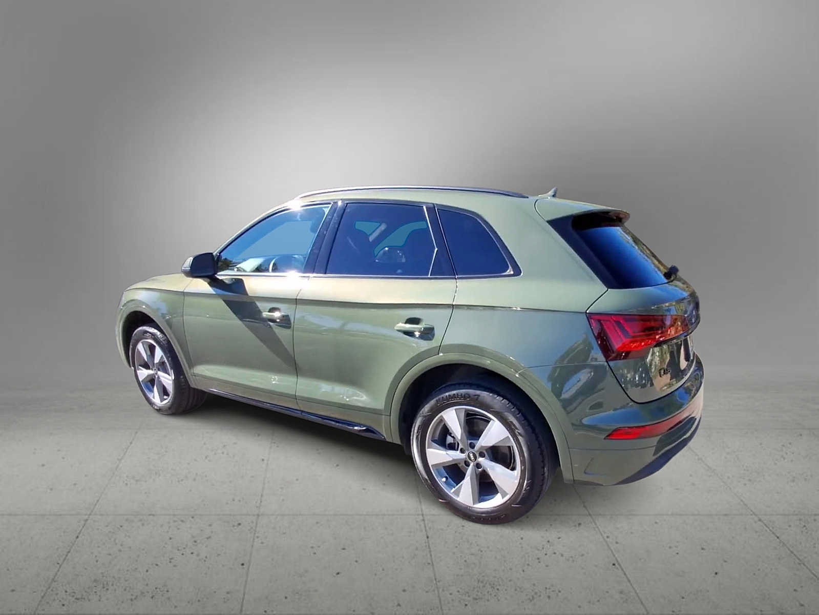 Used 2024 Audi Q5 Premium Plus AWD/4WD image 6