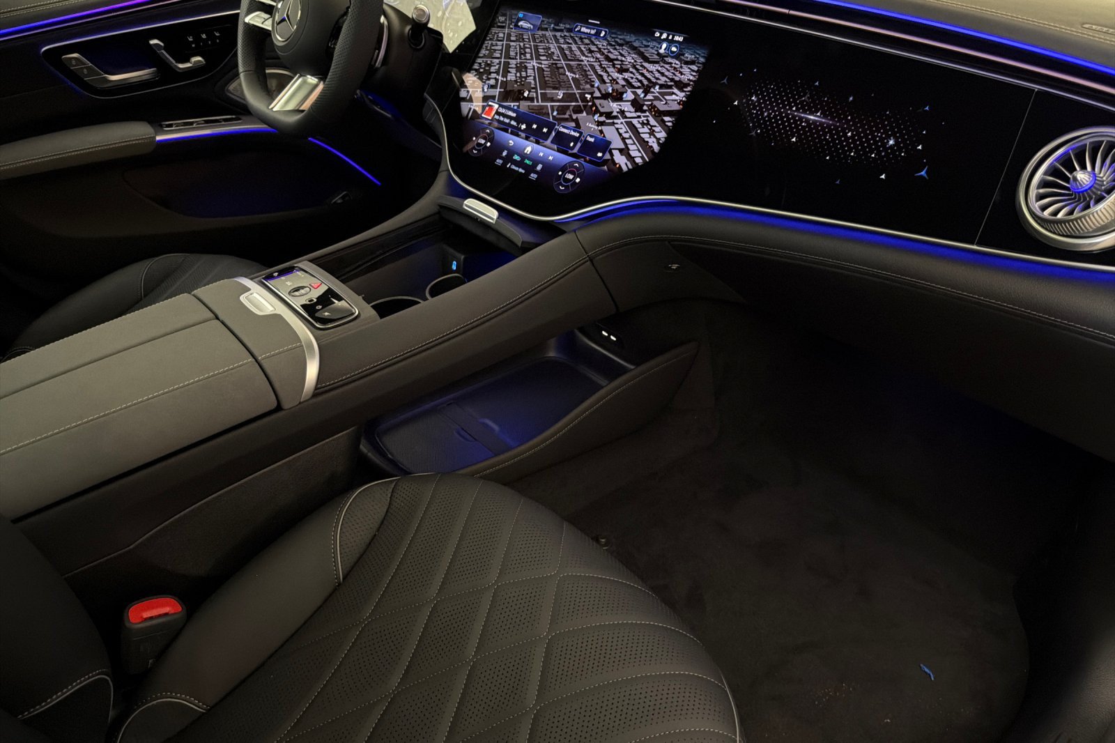 New 2026 Mercedes-Benz EQS 580 4MATIC Sedan image 14