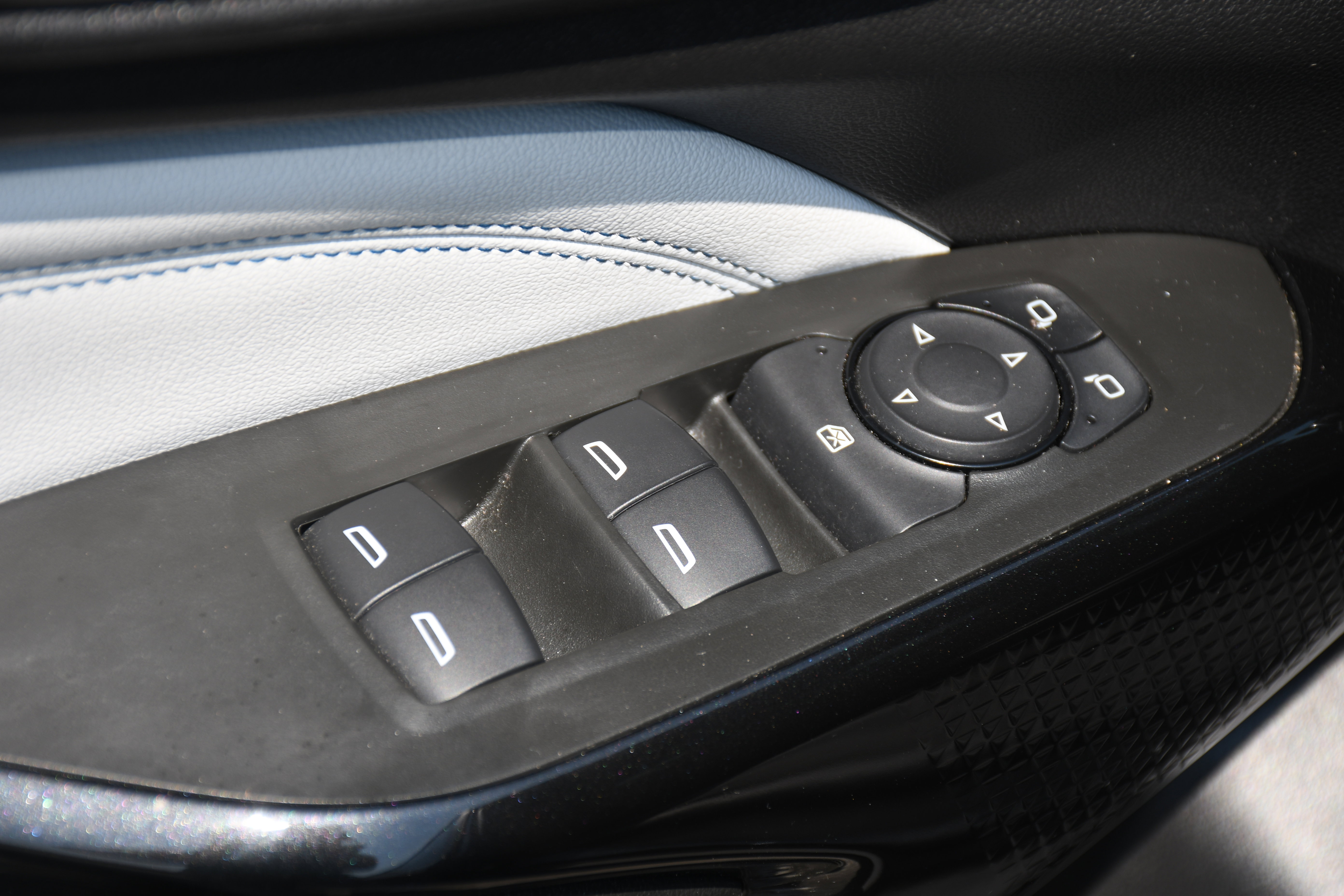 Used 2024 Chevrolet Trax LT w/ Driver Confidence Package image 10