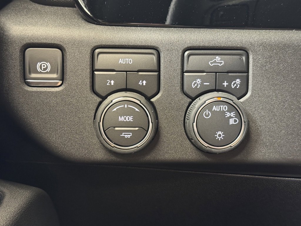 New 2026 Chevrolet Silverado 1500 LT image 28