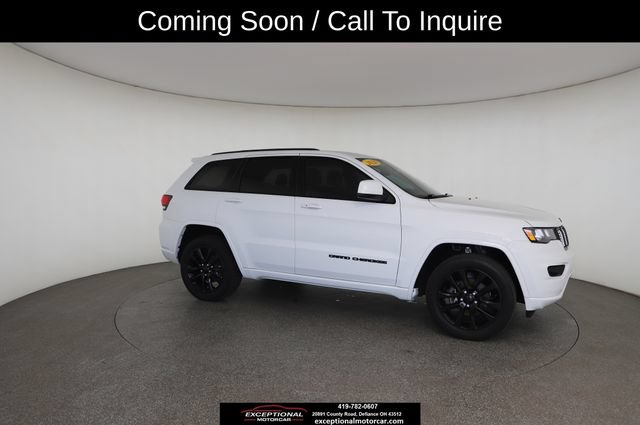 Used 2020 Jeep Grand Cherokee Altitude AWD/4WD image 25