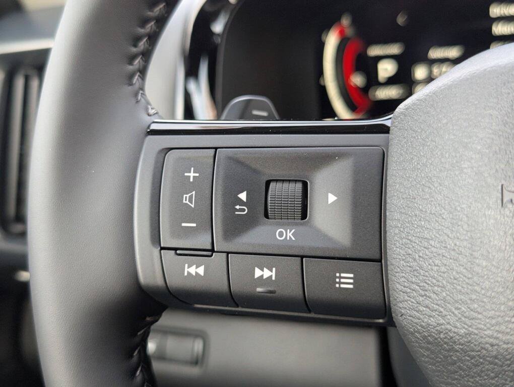 New 2026 Nissan Pathfinder SL AWD/4WD image 13
