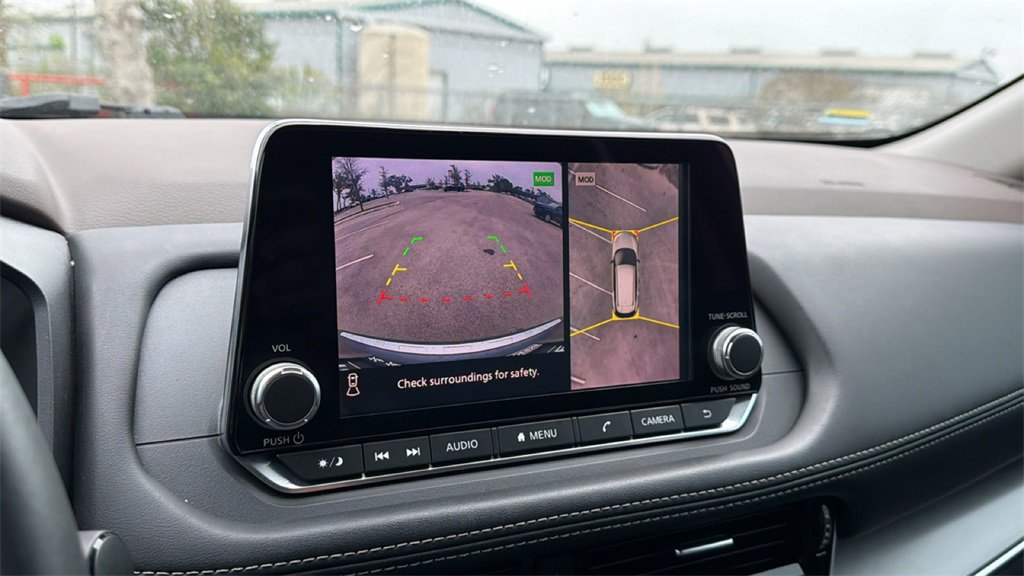 Used 2021 Nissan Rogue SV w/ Premium Package image 30