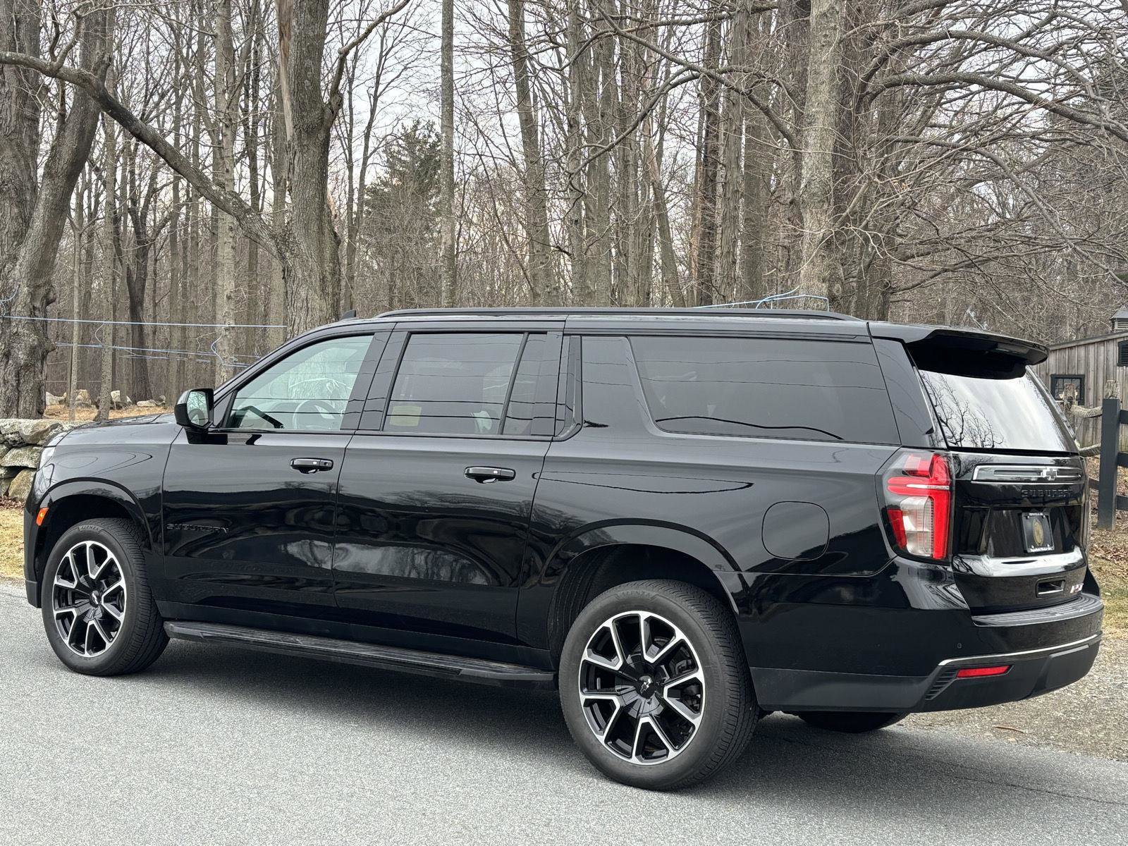 Used 2021 Chevrolet Suburban RST w/ Rear Media and Nav Package image 14