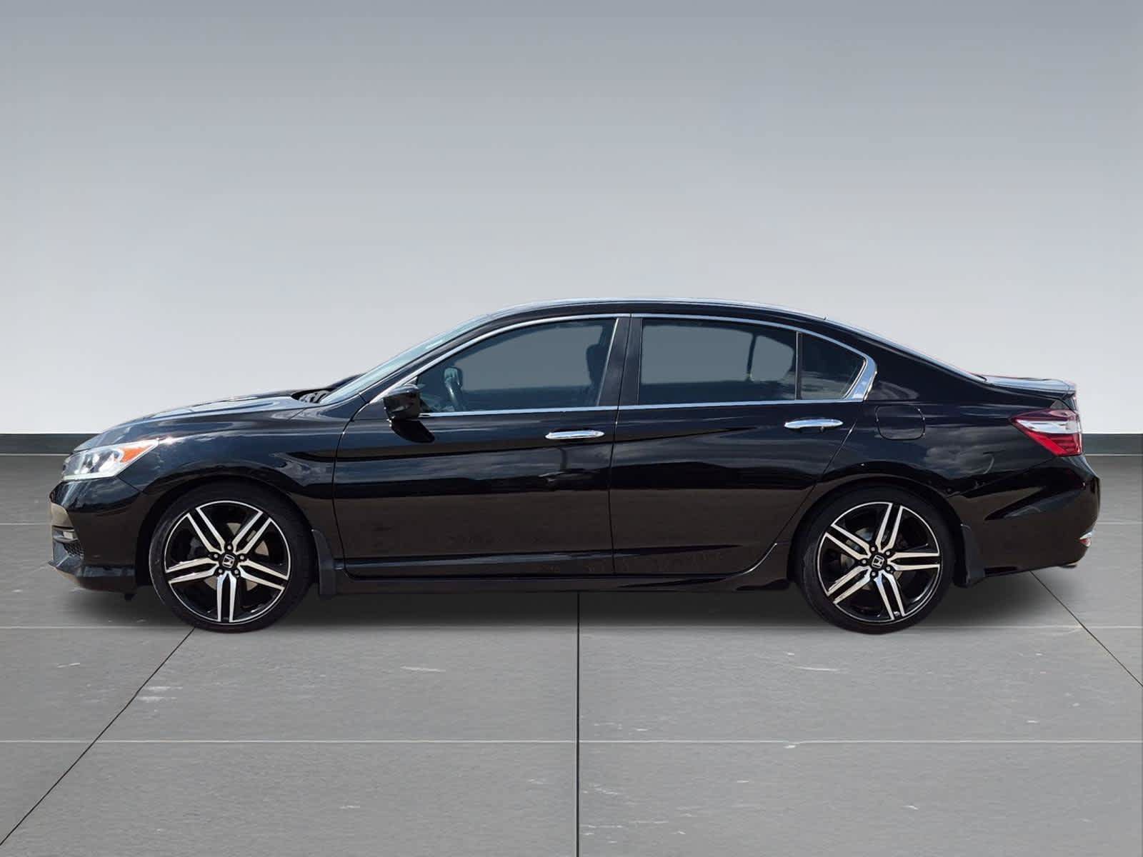 Certified 2017 Honda Accord Sport image 3