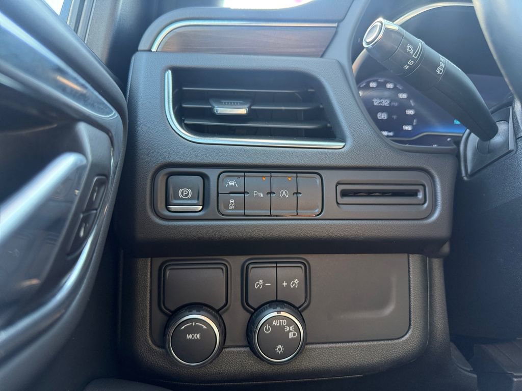 Used 2024 Chevrolet Tahoe LT image 22