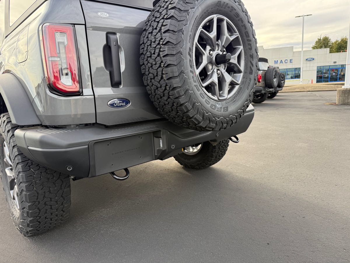 New 2025 Ford Bronco Badlands AWD/4WD image 8