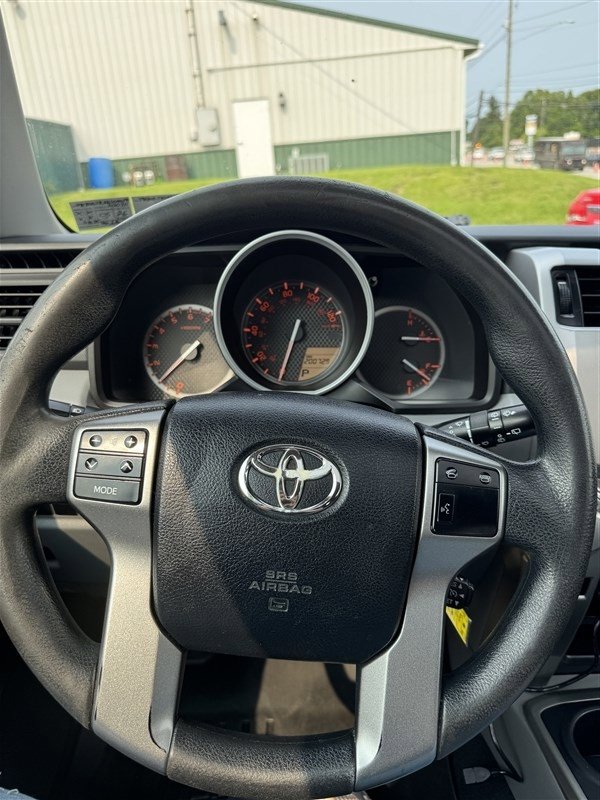 Used 2011 Toyota 4Runner SR5 image 15