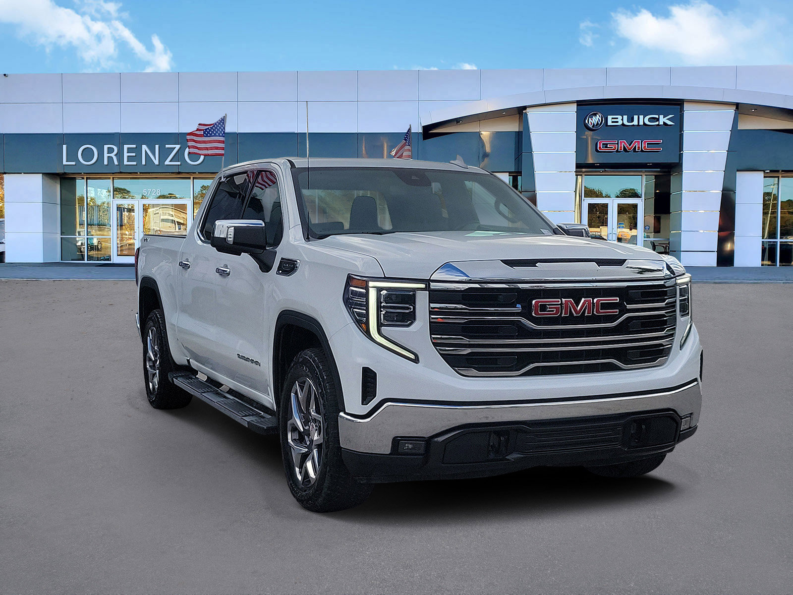 Used 2022 GMC Sierra 1500 SLT w/ SLT Premium Package image 3