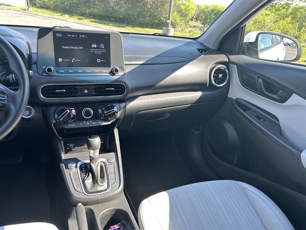 Used 2023 Hyundai Kona SEL FWD image 18