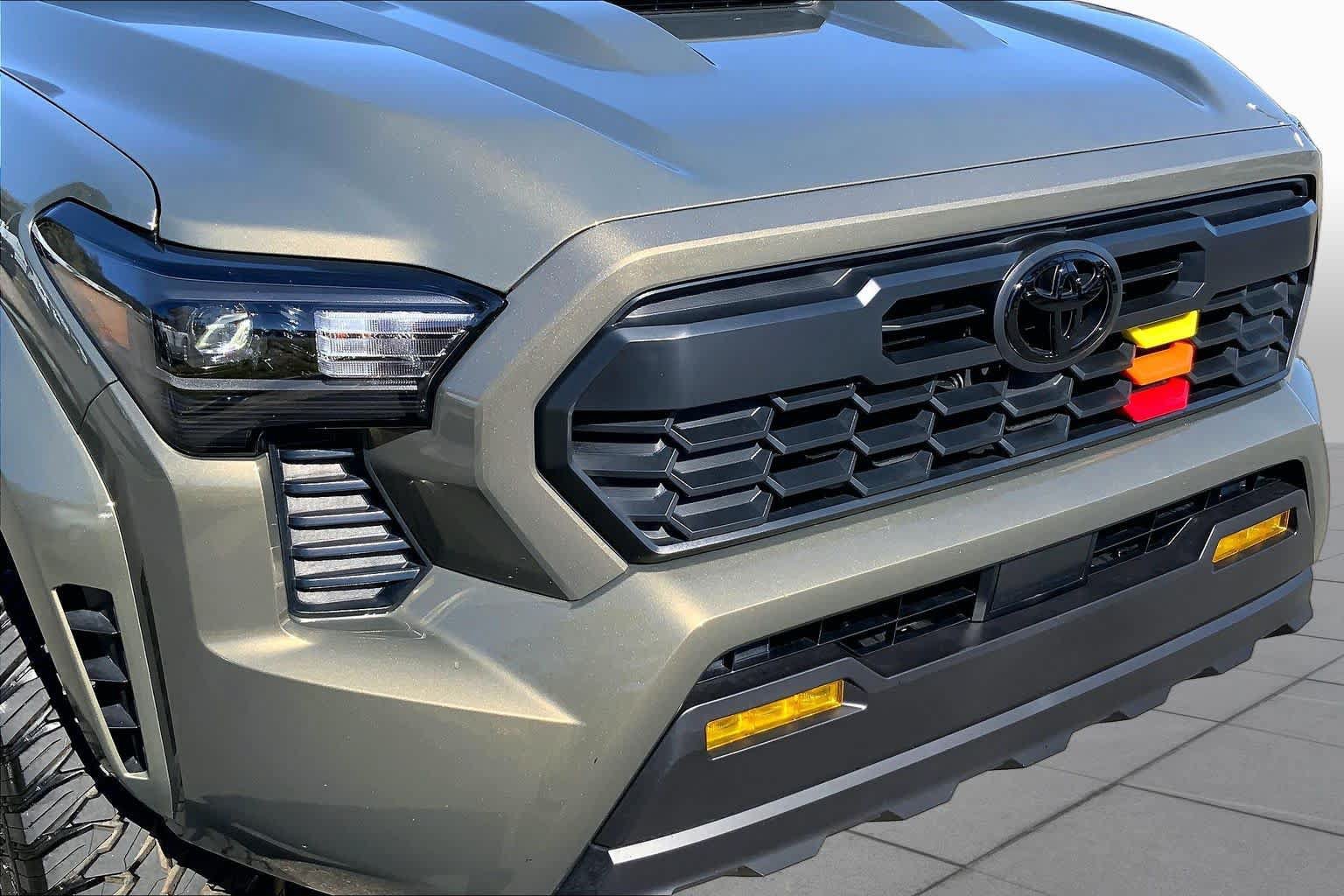 Used 2026 Toyota Tacoma TRD Sport AWD/4WD image 29