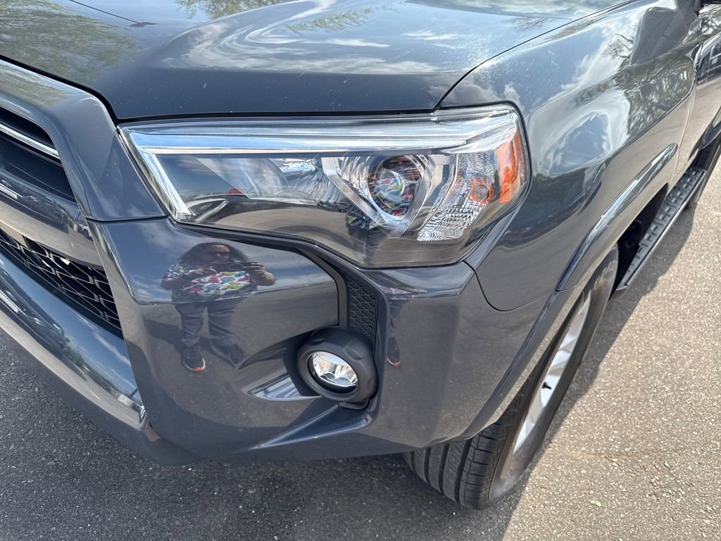 Used 2024 Toyota 4Runner SR5 AWD/4WD image 45