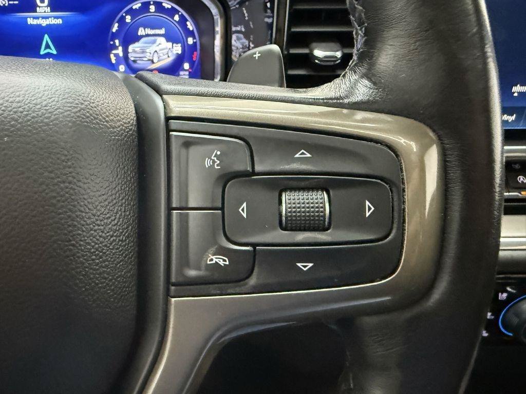 Used 2022 Chevrolet Silverado 1500 High Country w/ High Country Premium Package AWD/4WD image 15