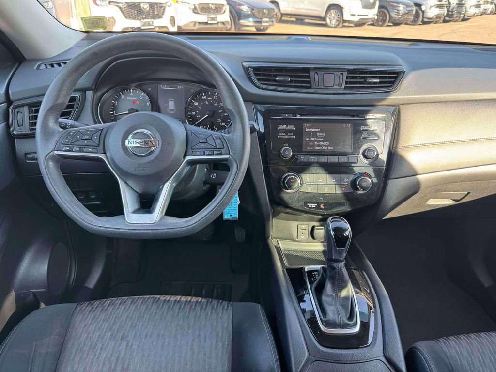 Used 2017 Nissan Rogue S FWD image 19