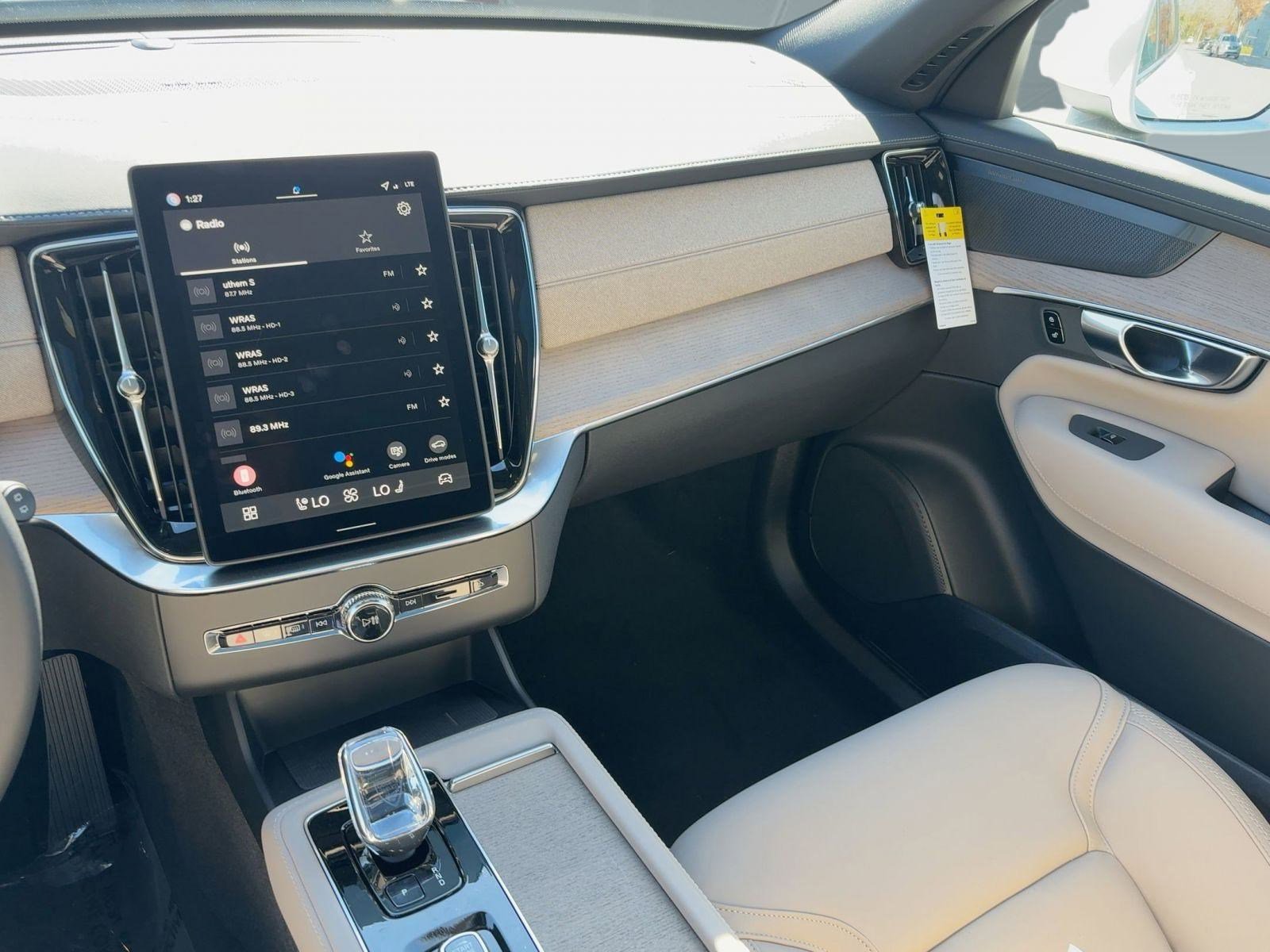 New 2026 Volvo XC90 T8 Plus w/ Protection Package image 26