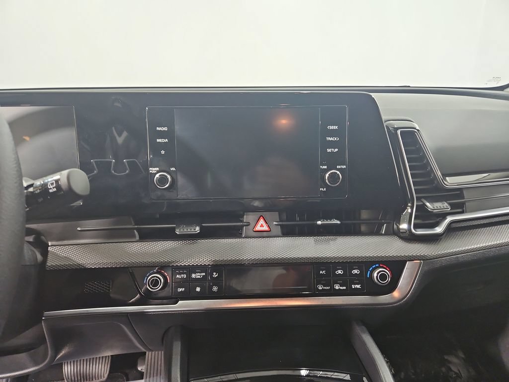 Used 2024 Kia Sportage LX AWD/4WD image 19