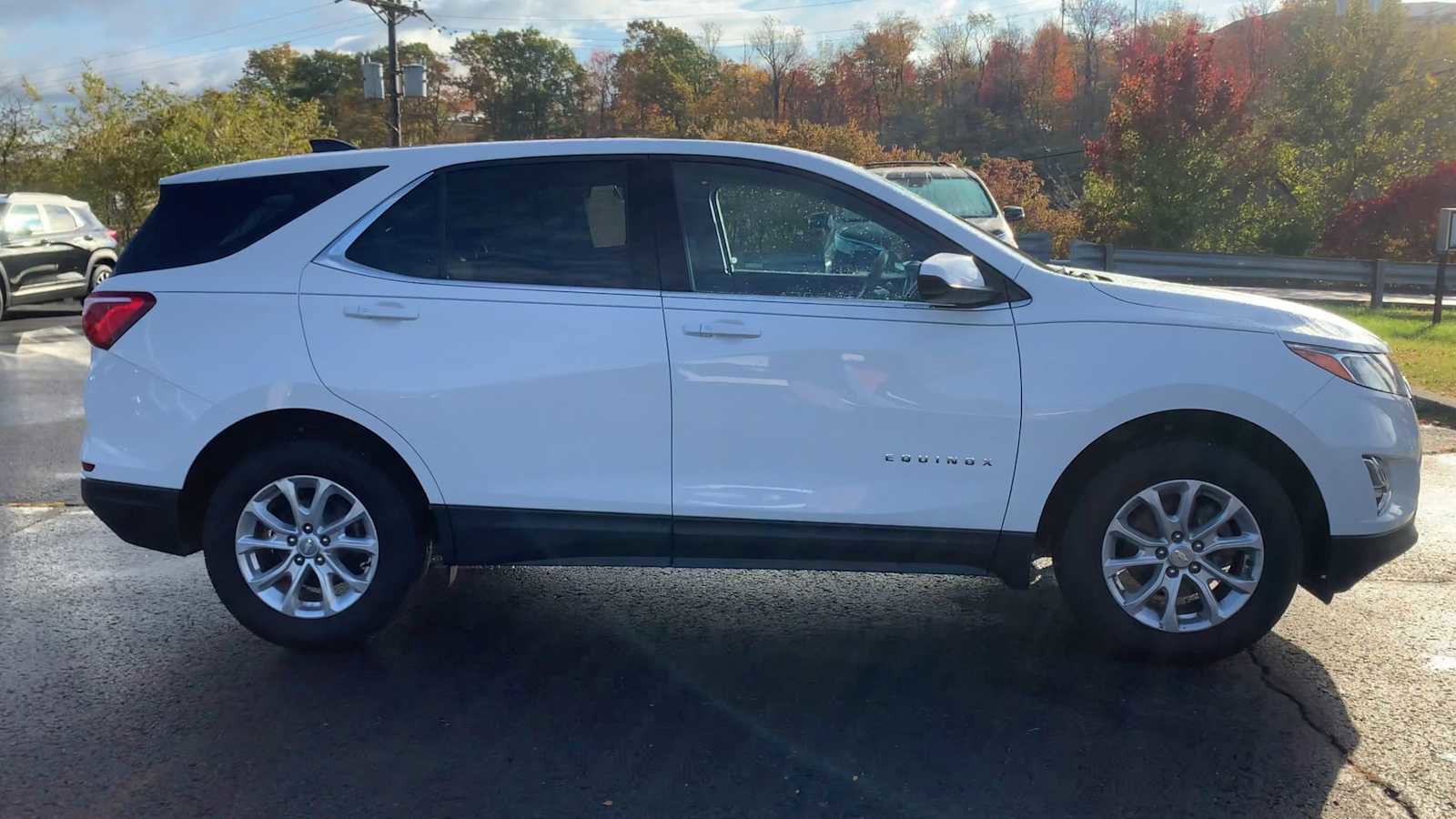 Certified 2019 Chevrolet Equinox LT image 9