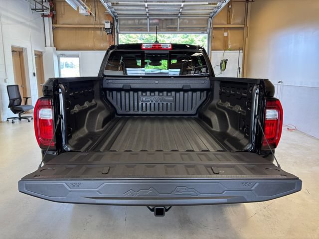 New 2026 GMC Canyon Denali w/ LPO, Denali Black Edition AWD/4WD image 19