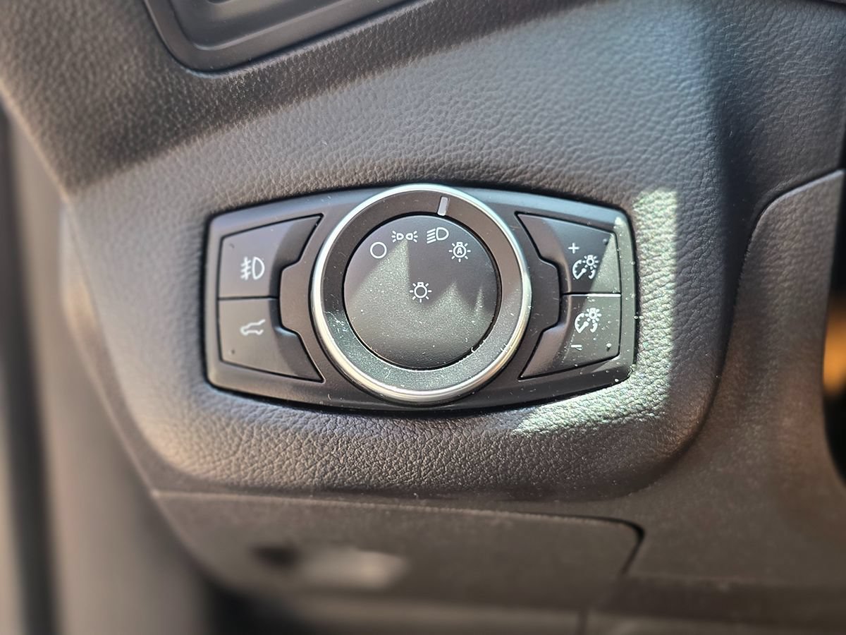 Used 2017 Ford Escape SE FWD image 47