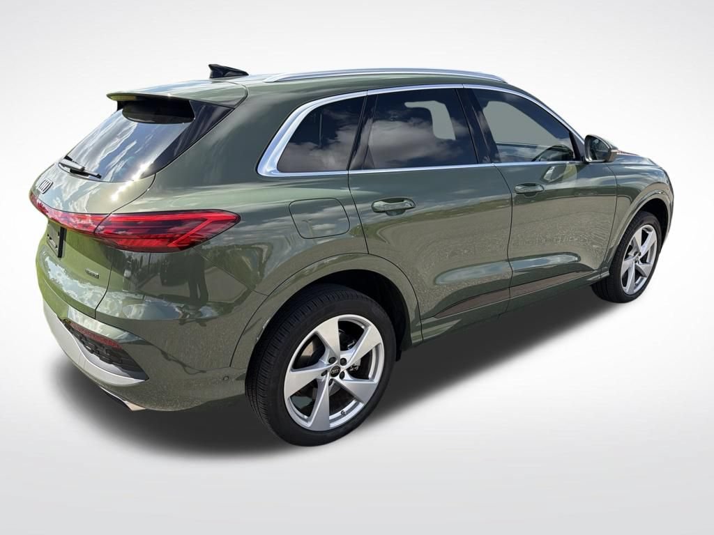 Used 2025 Audi Q5 Premium Plus AWD/4WD image 4