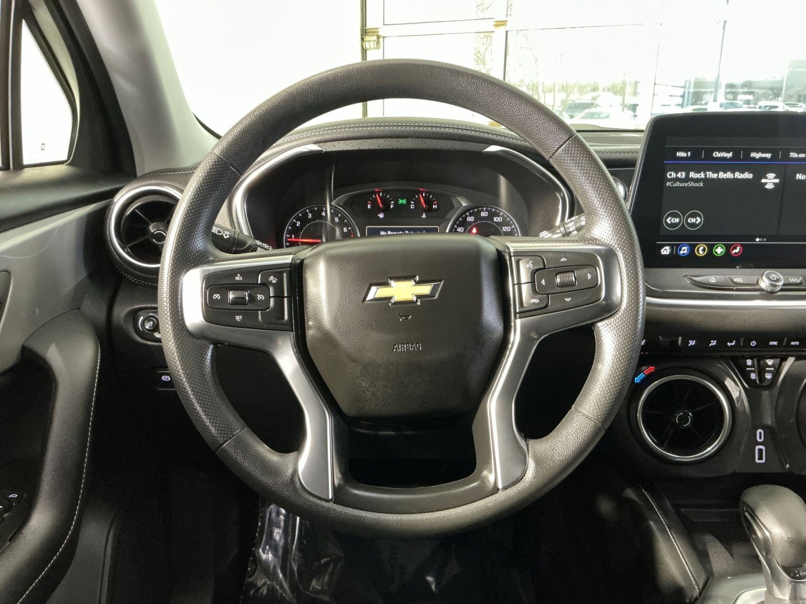 Used 2024 Chevrolet Blazer LT w/ Convenience Package image 24
