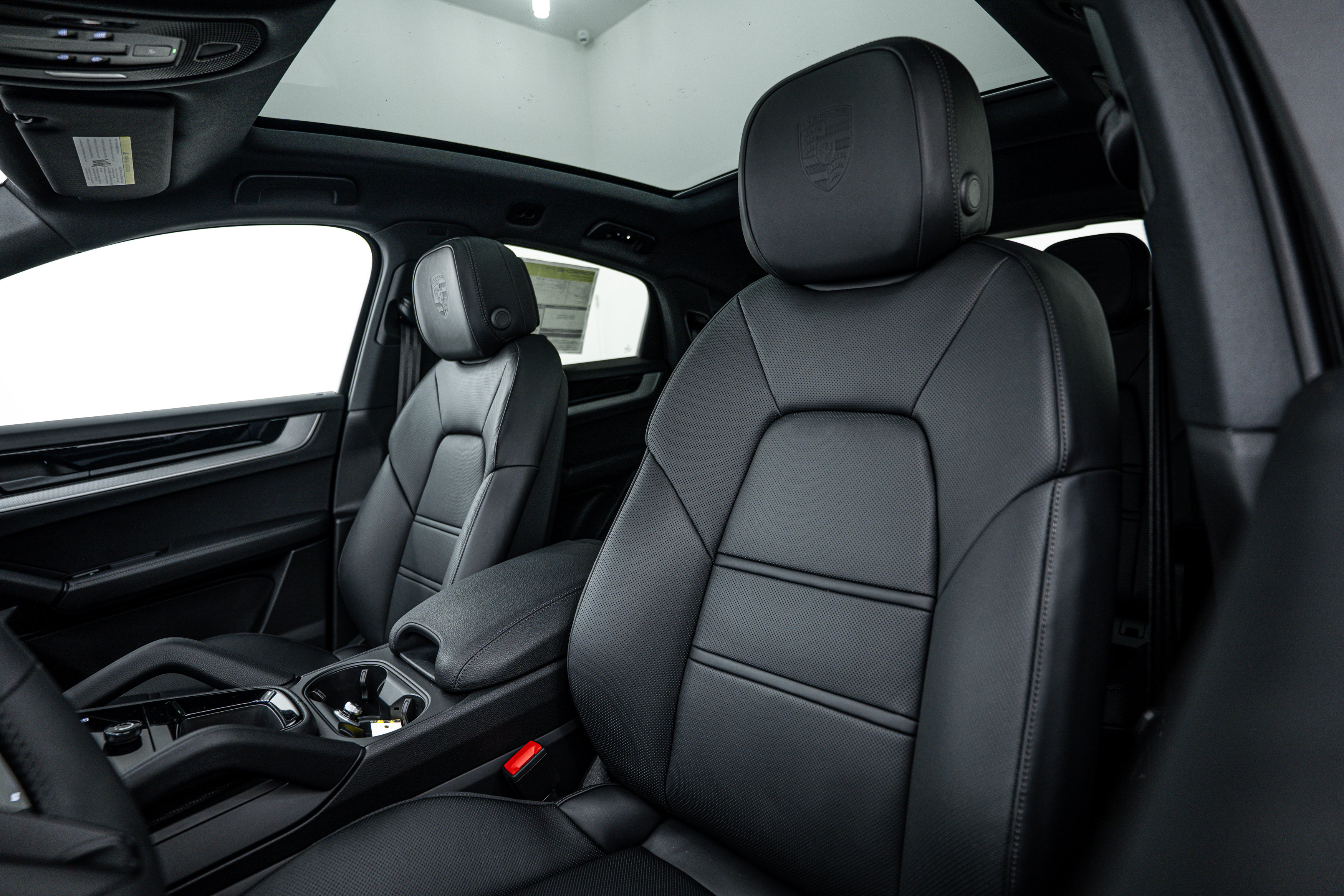 New 2026 Porsche Cayenne E-Hybrid Coupe image 21