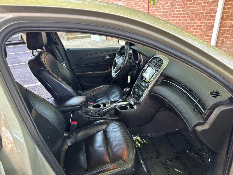 Used 2016 Chevrolet Malibu LTZ FWD image 23