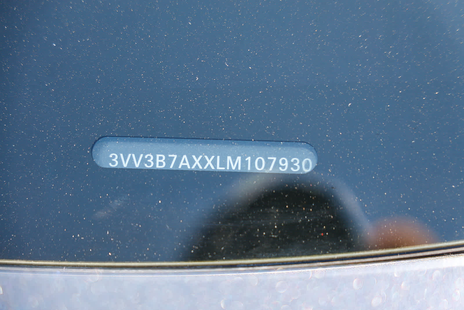 Used 2020 Volkswagen Tiguan SEL image 29