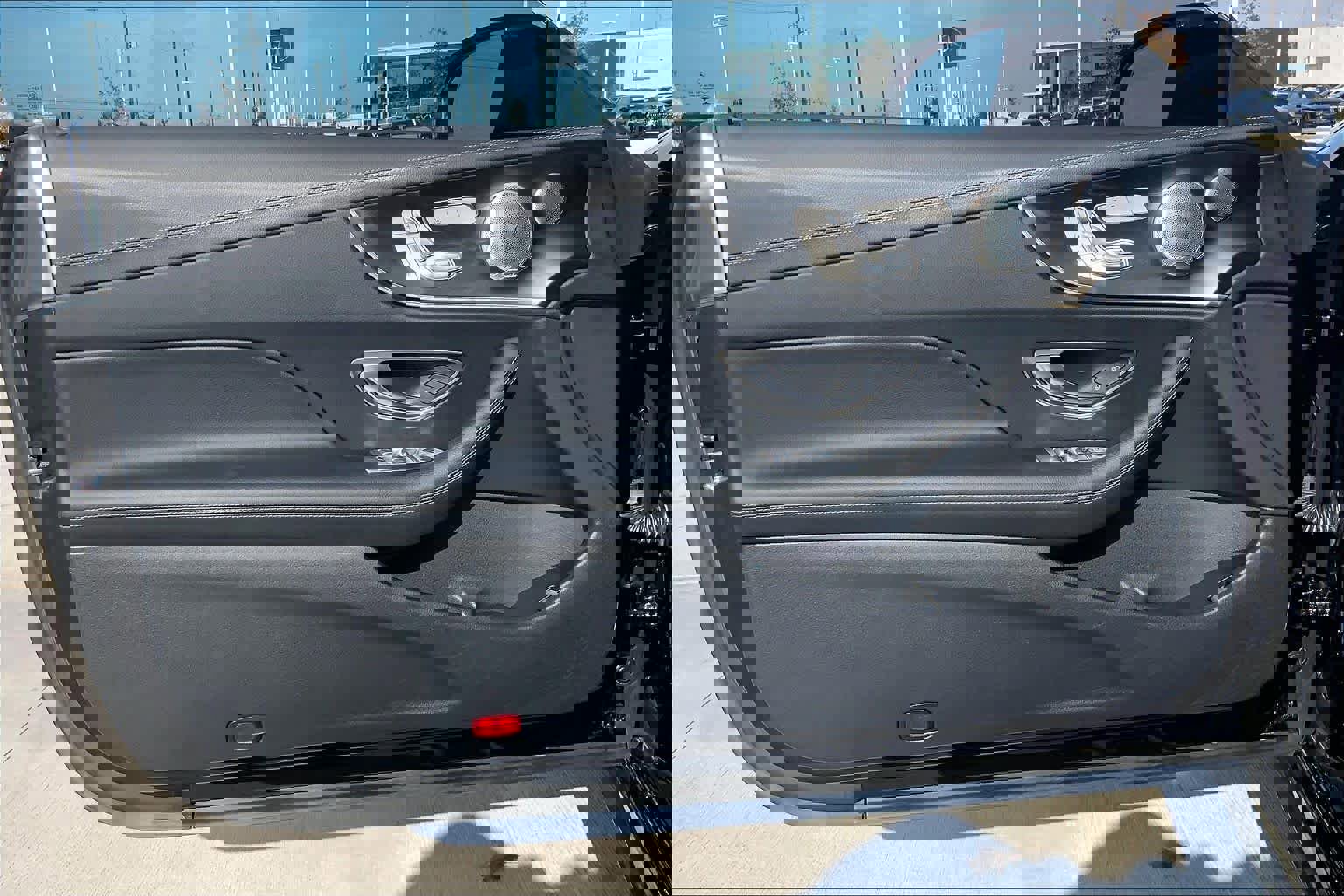 Used 2022 Mercedes-Benz E 450 Coupe image 18