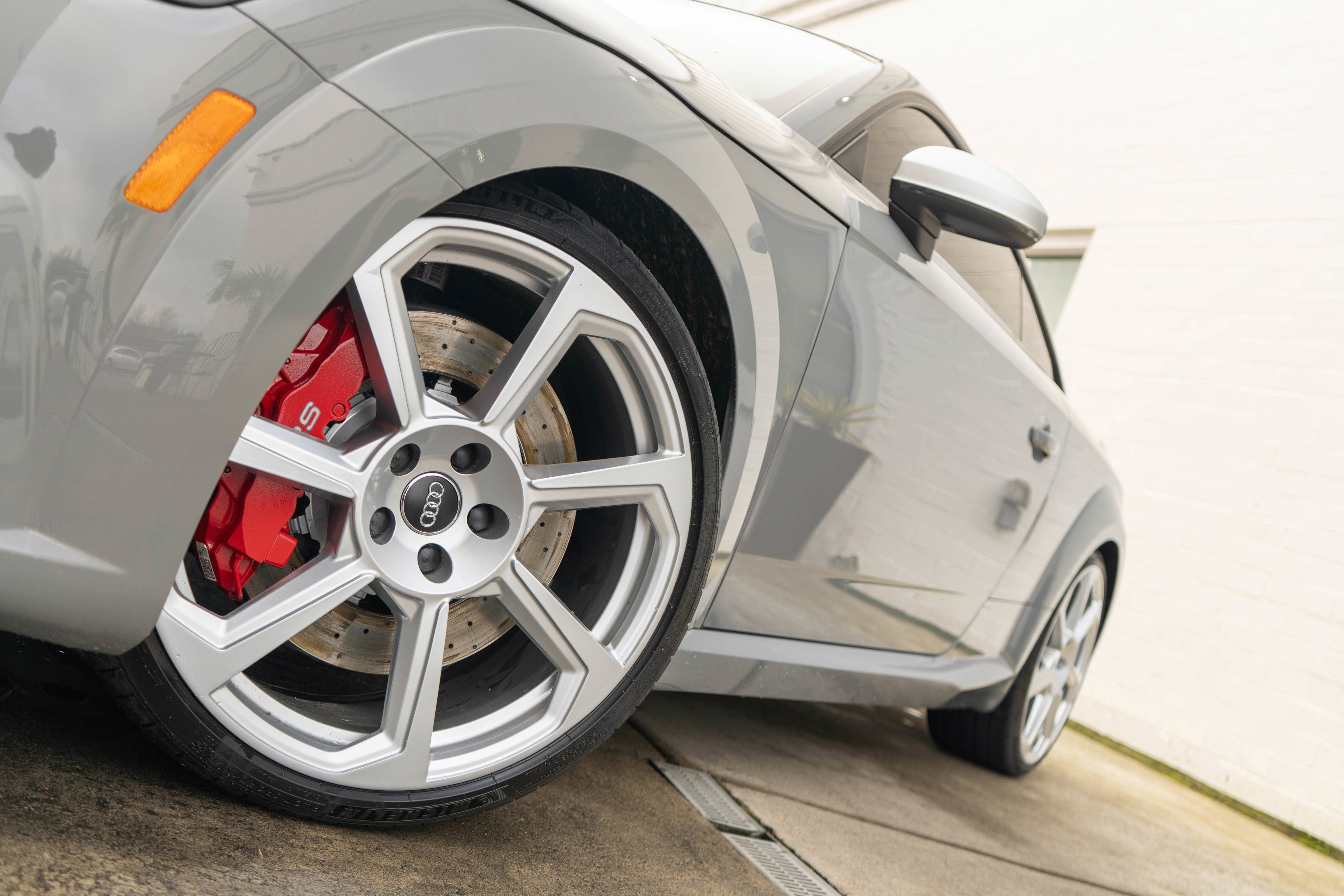 Used 2018 Audi TT RS image 5