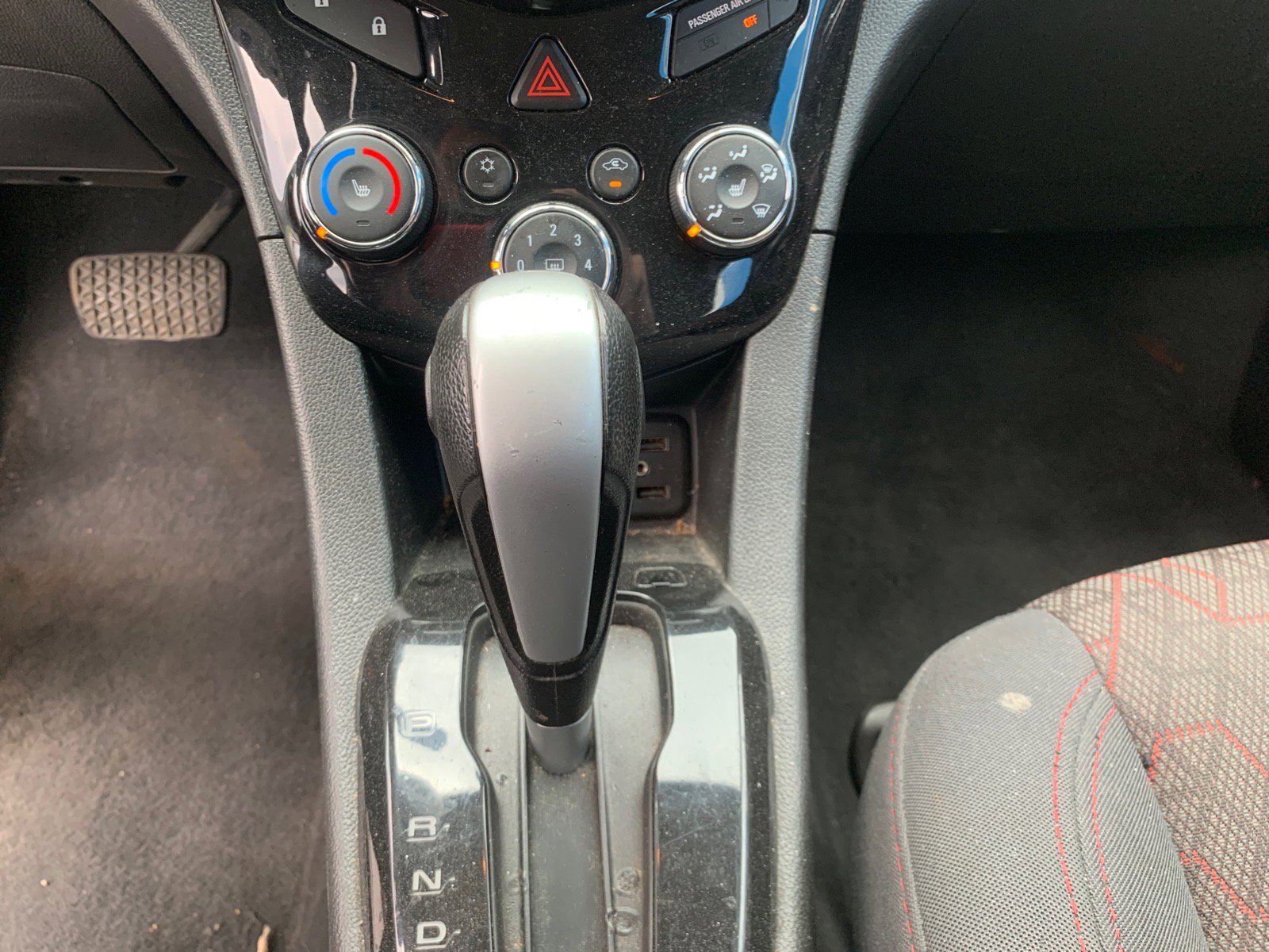 Used 2017 Chevrolet Sonic LT w/ Convenience Package FWD image 12