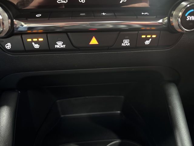 Used 2022 MAZDA MAZDA3 s image 5