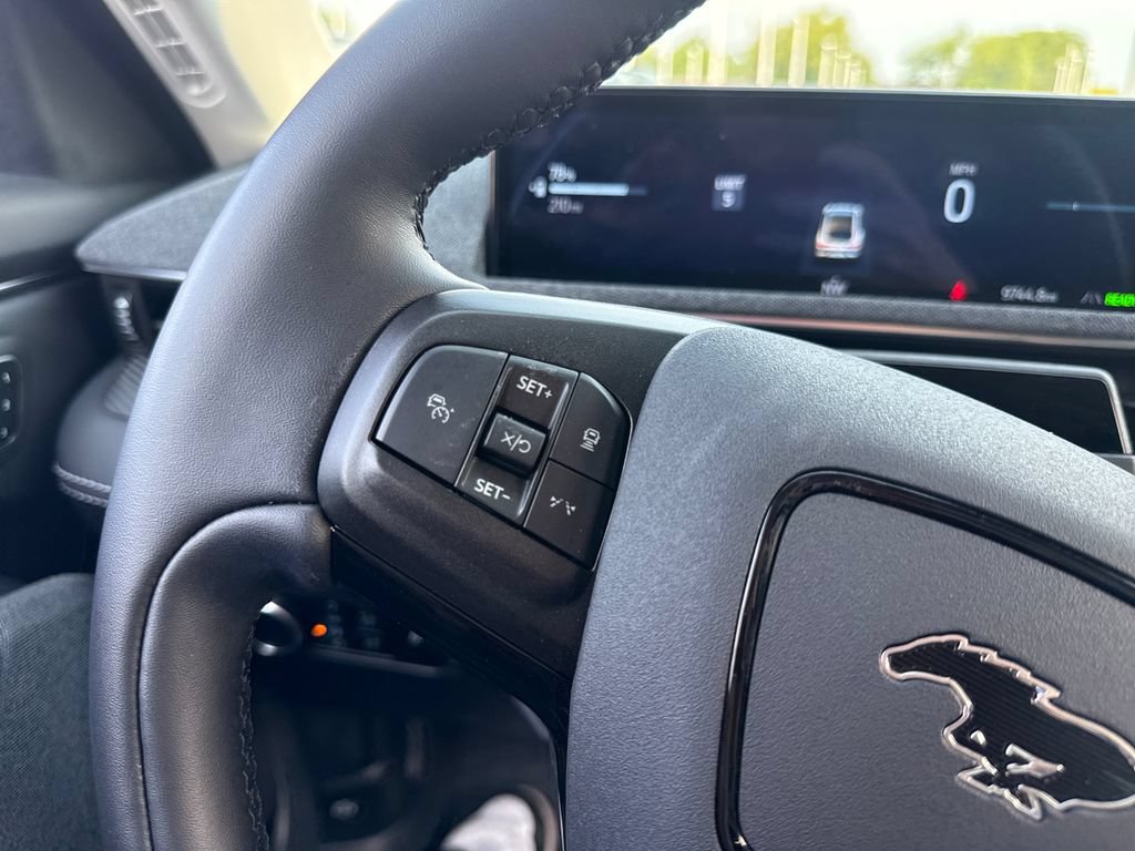 Used 2025 Ford Mustang Mach-E Premium AWD/4WD image 35