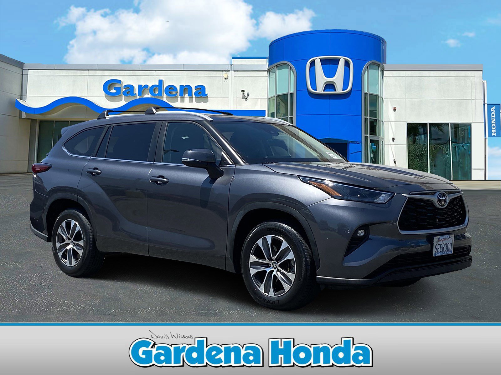 Used 2023 Toyota Highlander L