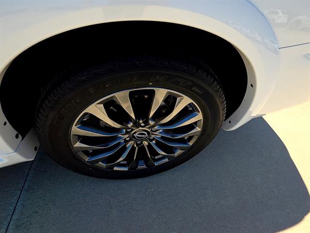 Used 2023 Nissan Armada Platinum w/ Captain's Chairs Package image 8