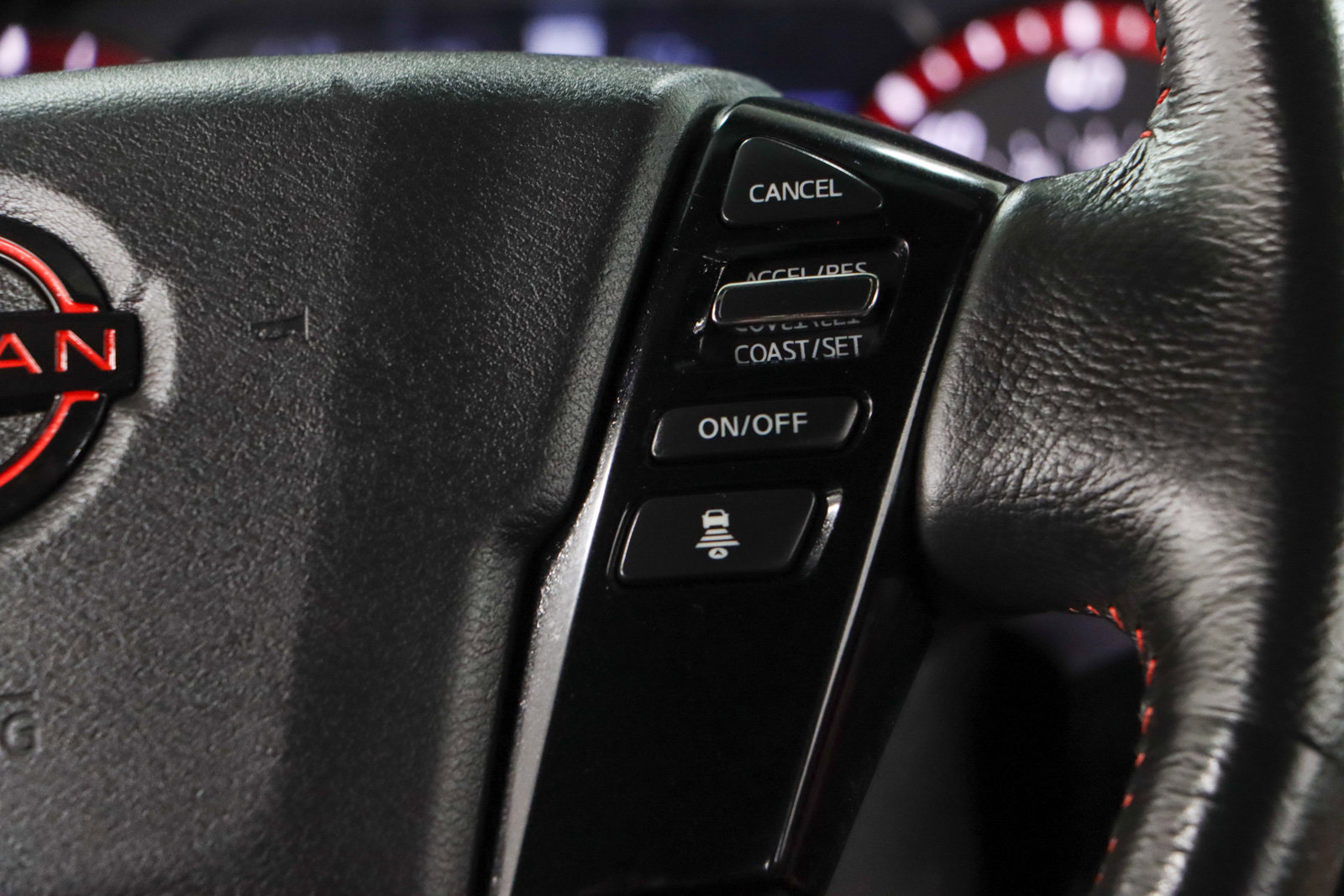 Used 2023 Nissan Frontier PRO-4X w/ Technology Package image 15