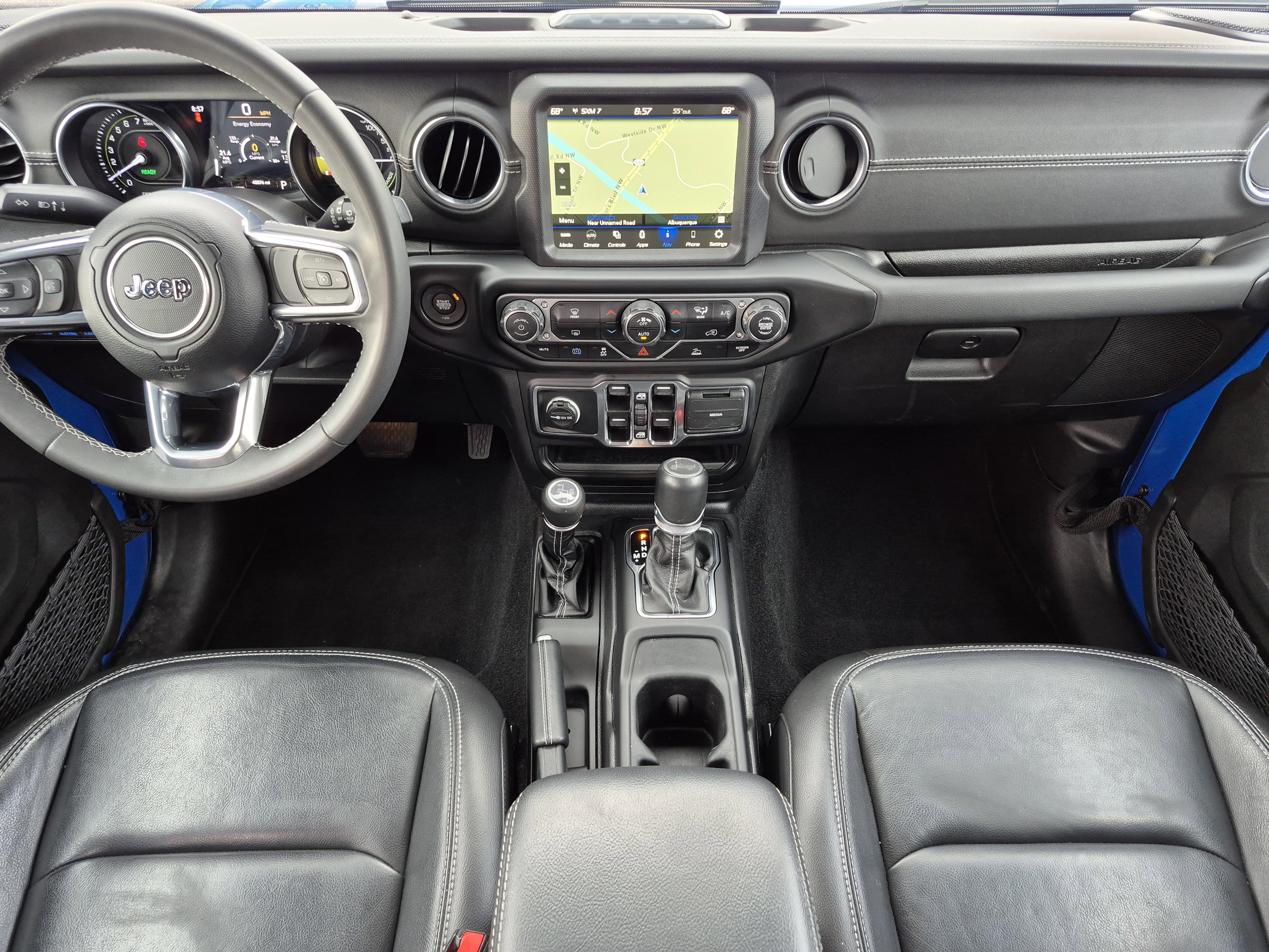 Used 2023 Jeep Wrangler Unlimited Sahara AWD/4WD image 27