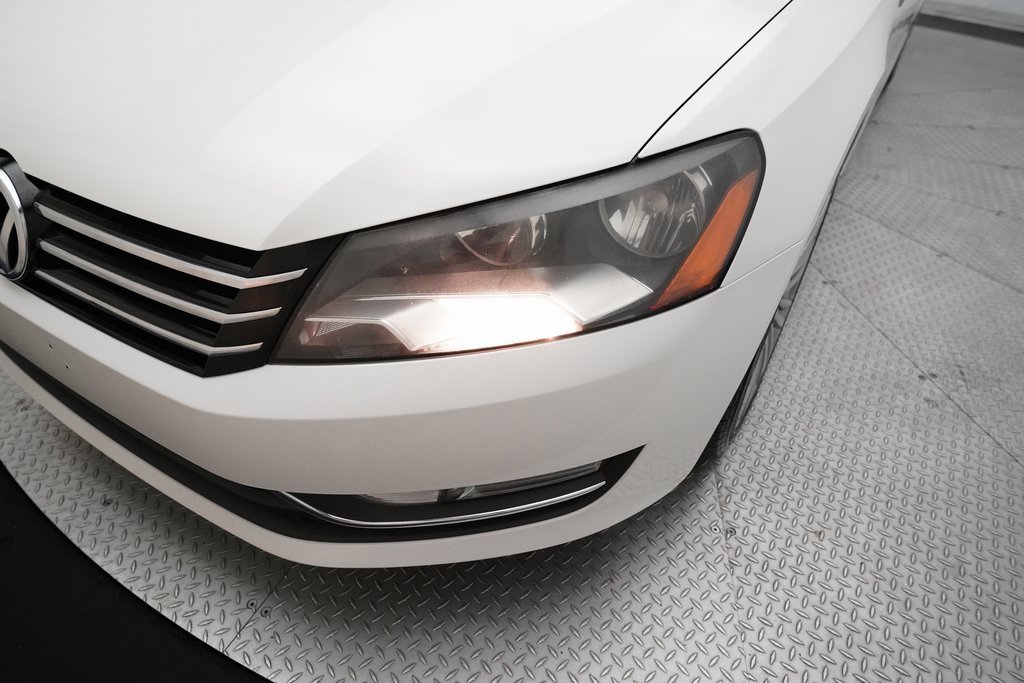 Used 2015 Volkswagen Passat 1.8T Sport image 22