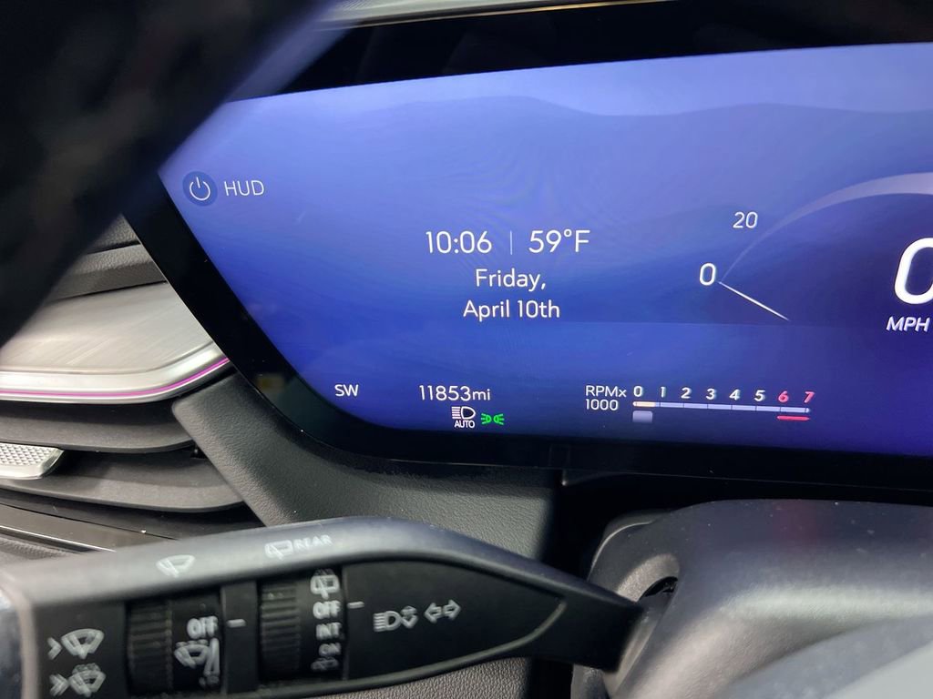 Used 2025 Buick Enclave Avenir w/ LPO, Floor Liner Package FWD image 13