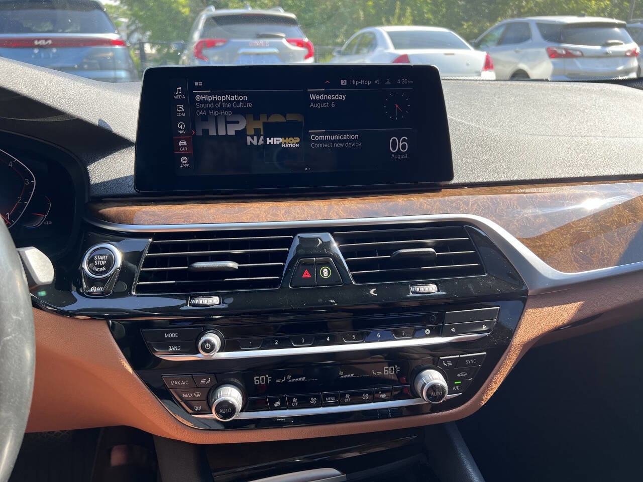 Used 2020 BMW 530i xDrive w/ Premium Package image 17