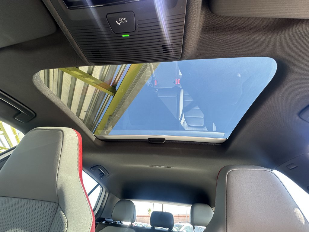 Used 2022 Volkswagen GTI SE w/ SE Leather Package image 28